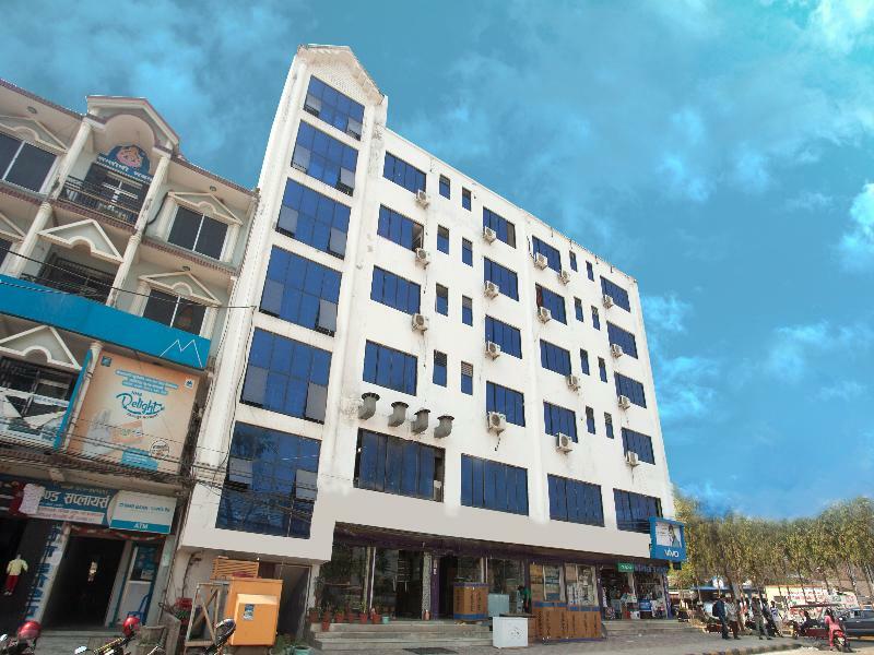 Oyo 343 Pop Life Hotel Banke Екстериор снимка