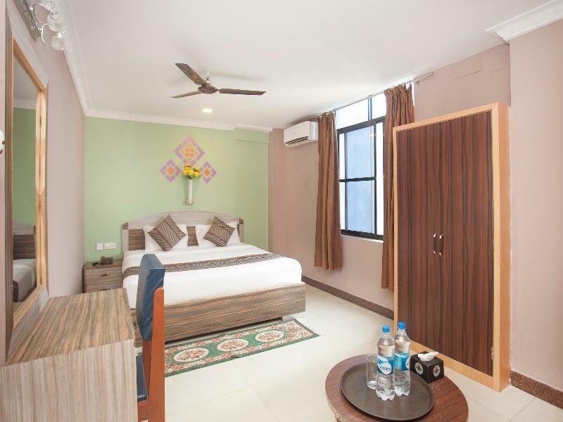 Oyo 343 Pop Life Hotel Banke Екстериор снимка