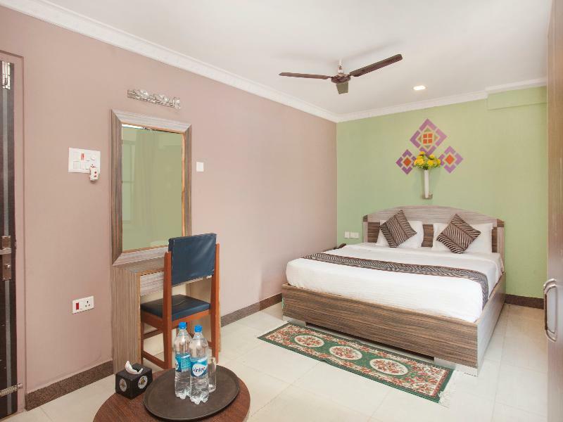 Oyo 343 Pop Life Hotel Banke Екстериор снимка